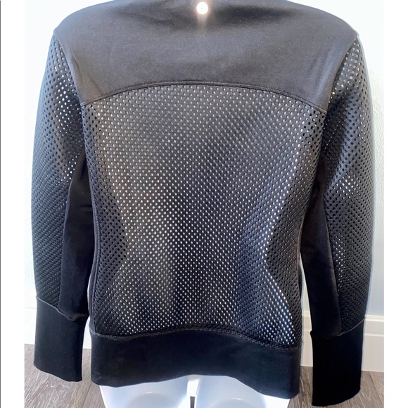 Mesh Active-Wear Zip-Up Jacket 90 Degrees - Picture 4 of 5